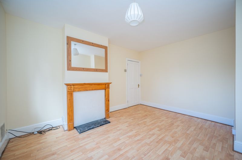 Sitting Room- click for photo gallery